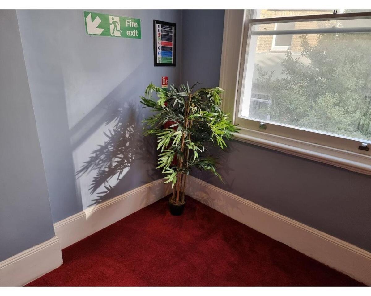 F302-3Rd Floor Studio For 2 Near Hyde Park Londra Esterno foto